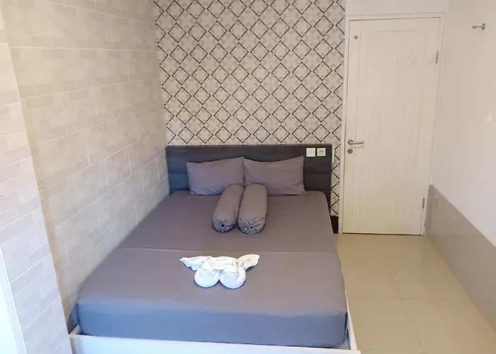 Simple Bedroom